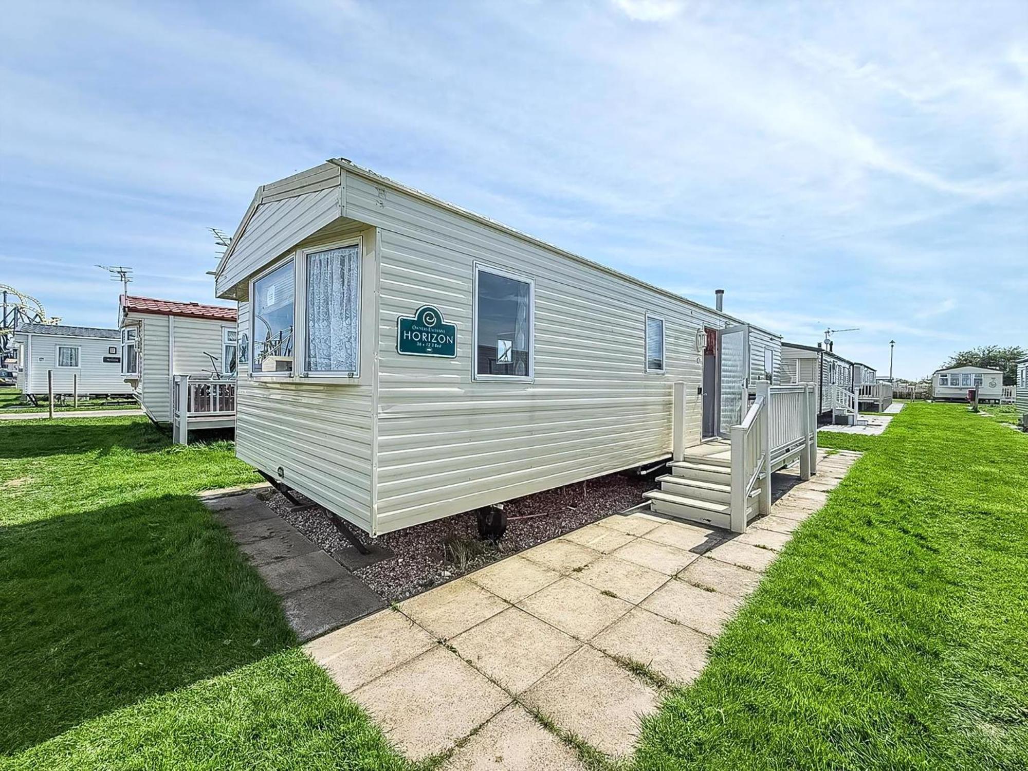 8 Berth Caravan At Eastgate Holiday Park In Skegness Ref 58012D Exterior photo